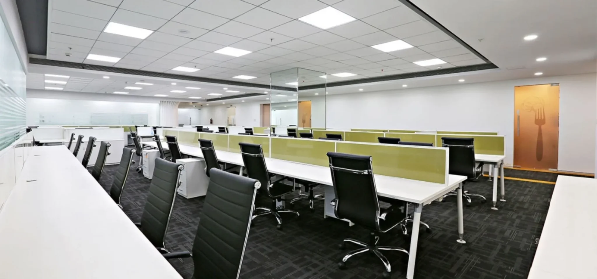 imgi_4_4EXPRESSIONS-INSIDE-PROJECT-Office-Goregoan-E