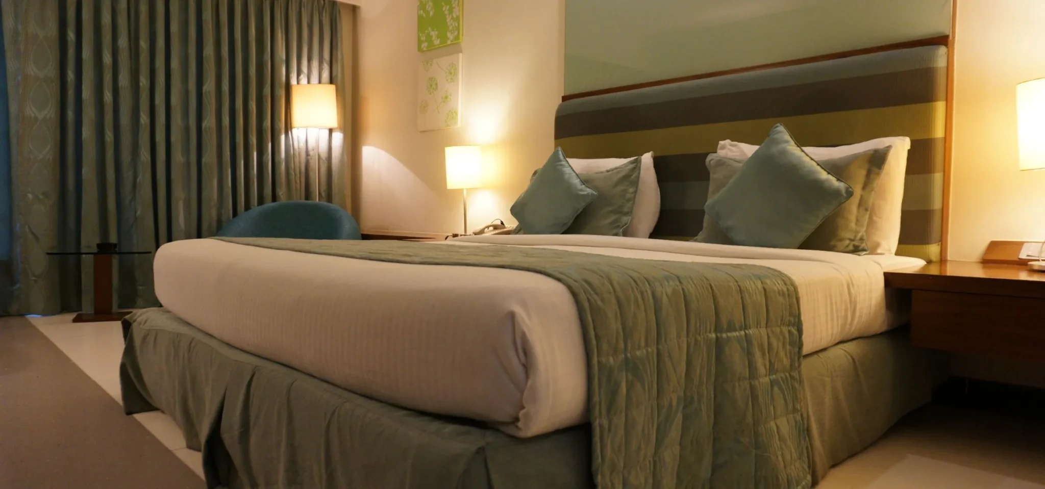 imgi_4_7EXPRESSIONSINSIDE-Bunglow-project